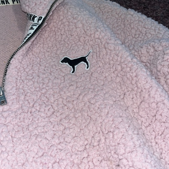 Victoria’s Secret PINK Sherpa - Picture 2 of 2